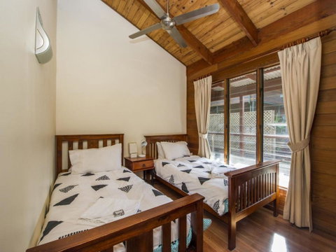 Magnetic Effect - Accommodation Main Beach 2