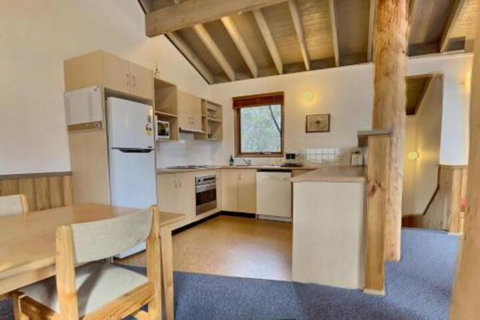 Snowy River - Accommodation Main Beach 3