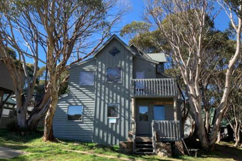 Snowy River - Accommodation Main Beach 2