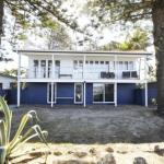Happy Tides Beachfront Holiday Home - Accommodation Main Beach 0