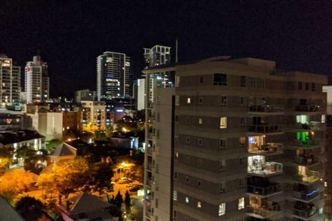 Stunning Two-storey Apartment In Perth's CBD - Accommodation Main Beach 4