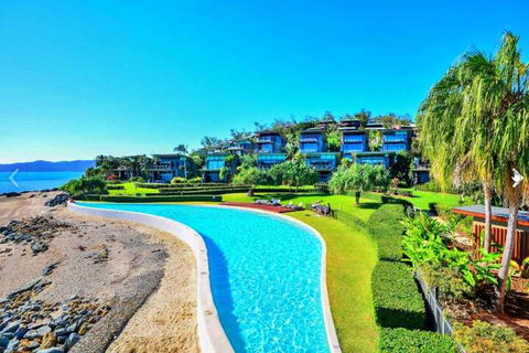 Yacht Club 19 Bijou De Mer 2 Buggies - Accommodation Main Beach 2