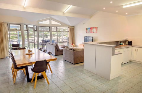 Port Lincoln Foreshore Apartments - Accommodation Main Beach 5