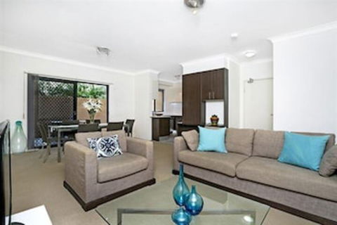 Walking Distance To Coogee Beach MOUNT - Accommodation Main Beach 0