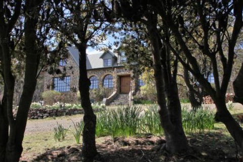 The Great House Bnb - Accommodation Main Beach 0