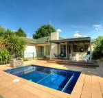 Murray House - Accommodation Main Beach