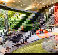 Corinda Contemporary - Accommodation Main Beach