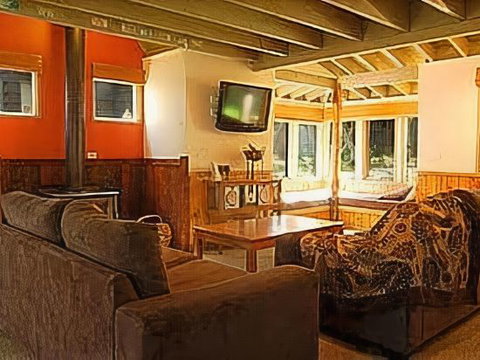 Davenport - Accommodation Main Beach 2