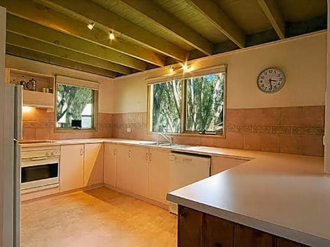 Davenport - Accommodation Main Beach 0