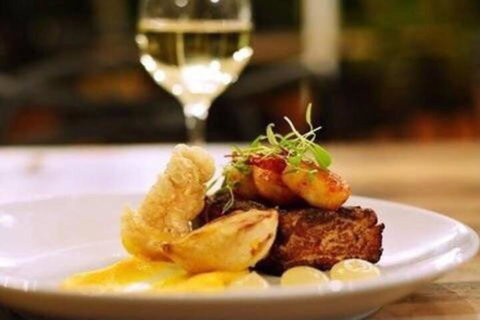 Ocean View Resort Apartment - Accommodation Main Beach 6