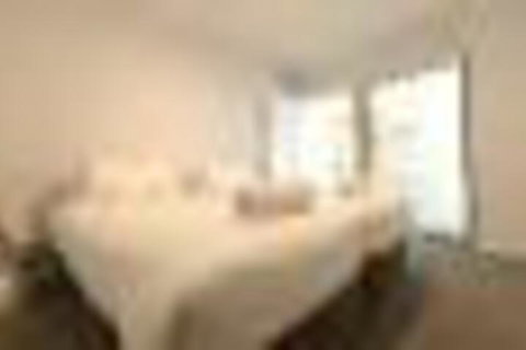 Collins St. Apt 2102 Cbd 2 Bed 2 Bath - Accommodation Main Beach 6