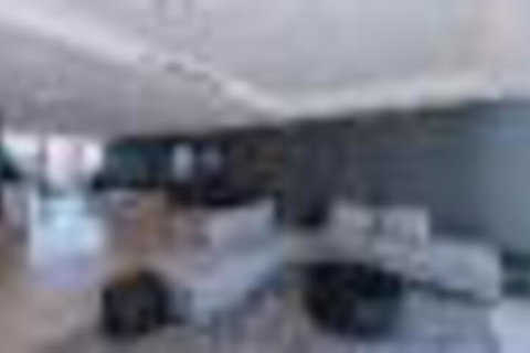 Luxurious APT With City Views - Accommodation Main Beach 2