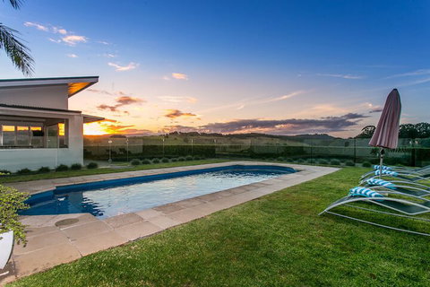 A PERFECT STAY - Byron's Brae - Accommodation Main Beach 5