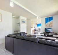 2 Bedroom Apartment Villa Ellisa Unit 1 - Accommodation Main Beach