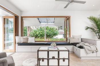 Augustine - Accommodation Main Beach 5