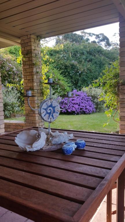 Beezneez B & B - Accommodation Main Beach 4
