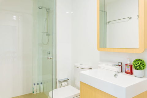Airtrip Apartments On Cordelia - Accommodation Main Beach 6