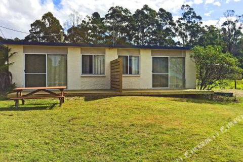 Bruny Island Accommodation Bruny Island Holiday Units (One) - Accommodation Main Beach 0