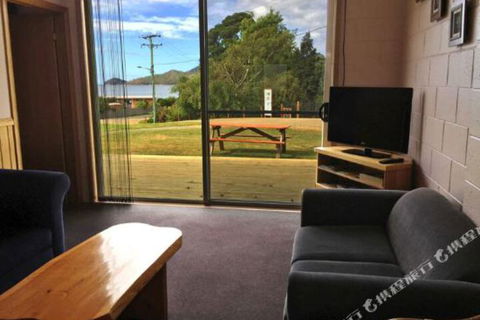 Bruny Island Accommodation Bruny Island Holiday Units (One) - Accommodation Main Beach 6