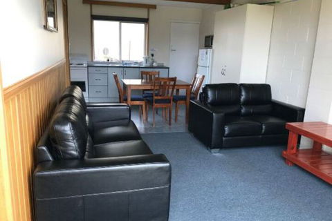 Bruny Island Accommodation Bruny Island Holiday Units (One) - Accommodation Main Beach 4
