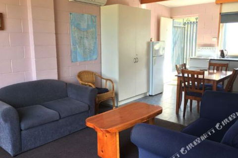 Bruny Island Accommodation Bruny Island Holiday Units (One) - Accommodation Main Beach 2