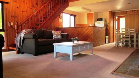 The Retreat On Matthew - Accommodation Main Beach 2