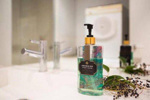 Melbourne City View Apartments - Accommodation Main Beach 5