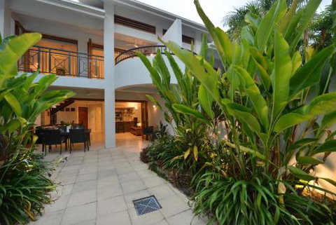 No. 5 Templemoon - Accommodation Main Beach 3