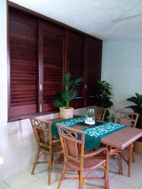 Jackies City Central Apartment - Accommodation Main Beach 3
