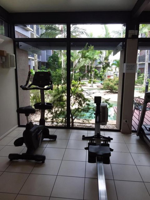 Jackies City Central Apartment - Accommodation Main Beach 2