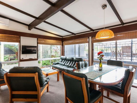 OCEAN SOUNDS Anglesea - Accommodation Main Beach 4