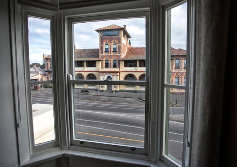 QPO QUEENSCLIFF - Accommodation Main Beach 2