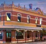 Langsford - Accommodation Main Beach