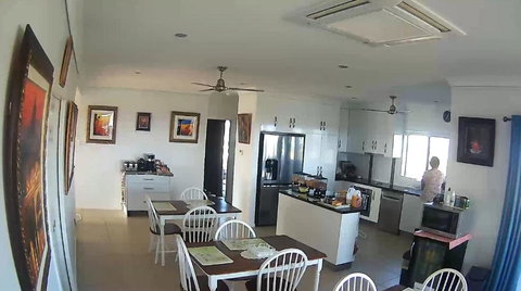 Margs Bed & Breakfast - Accommodation Main Beach 6