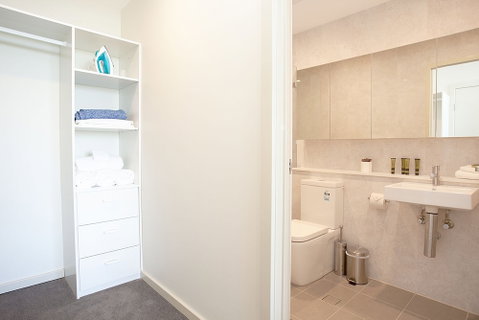 Crows Nest 11 - Accommodation Main Beach 2