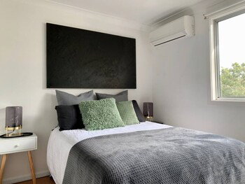 Coogee Beach House - Accommodation Main Beach 3