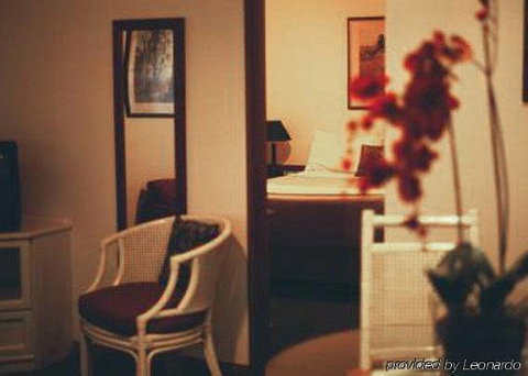 Quality Hotel Old Adelaide - Accommodation Main Beach 1