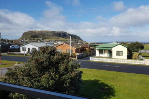 Freds Place - Accommodation Main Beach 0
