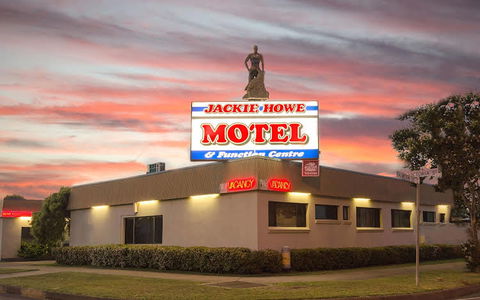 Jackie Howe Motel - Accommodation Main Beach 0