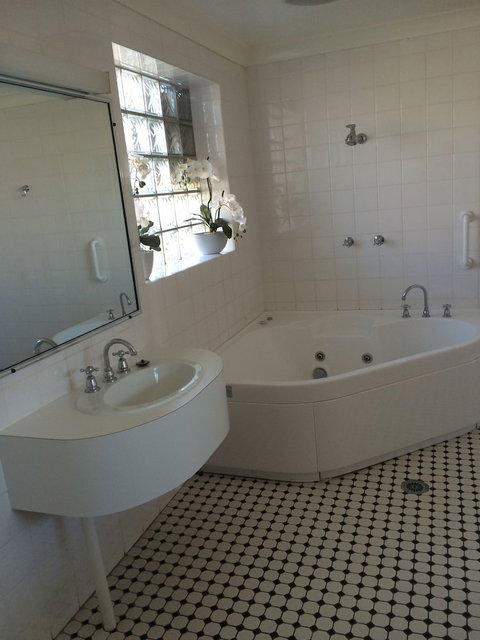 Tumut Valley Motel - Accommodation Main Beach 3