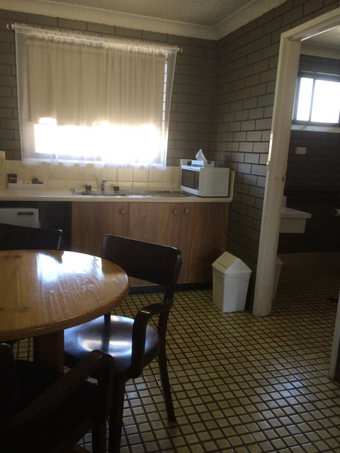 Tumut Valley Motel - Accommodation Main Beach 5