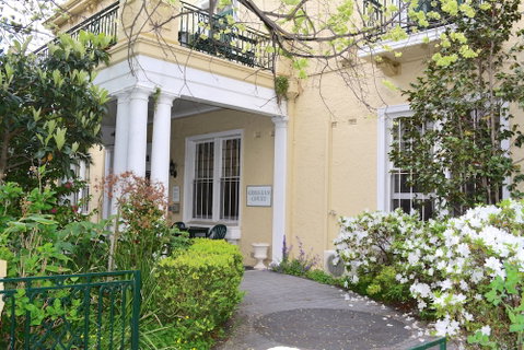 Georgian Court Bed & Breakfast - Accommodation Main Beach 1