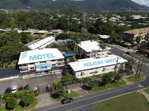 Cairns Reef Apartments & Motel - Accommodation Main Beach 0