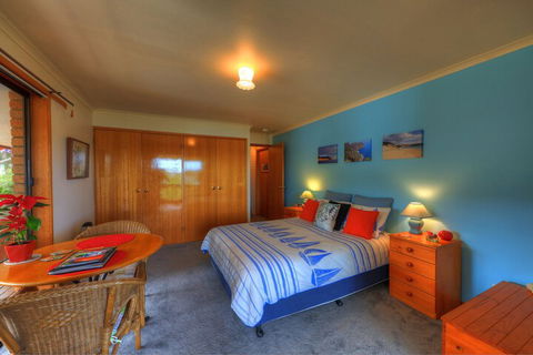 Sea Change Safety Cove - Accommodation Main Beach 5