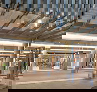 Melbourne Holiday Apartments Flinders Wharf - Accommodation Main Beach