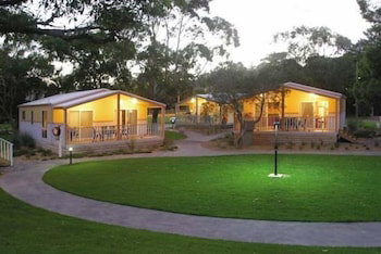 Kendalls On The Beach Holiday Park - Accommodation Main Beach 2