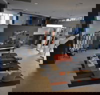 Chancellor Lakeside - Accommodation Main Beach