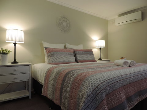 Westwood Lodge Apartments - Accommodation Main Beach 2