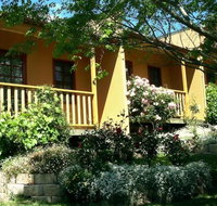 Meredith House - Accommodation Main Beach