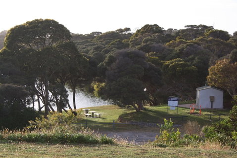 Lakeview Motel & Apartments - Accommodation Main Beach 4